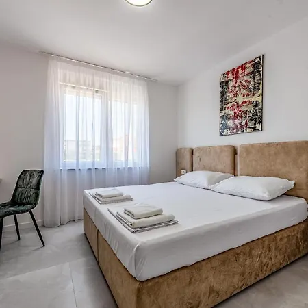 Apartments Twins Novalja Exterior photo